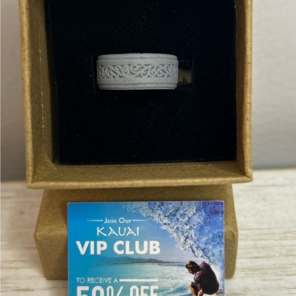Kauai Silicone Ring Wedding Band NWOT - Picture 3 of 3
